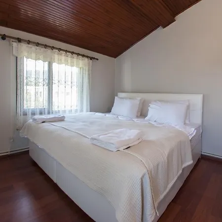 House For Rent Villa *